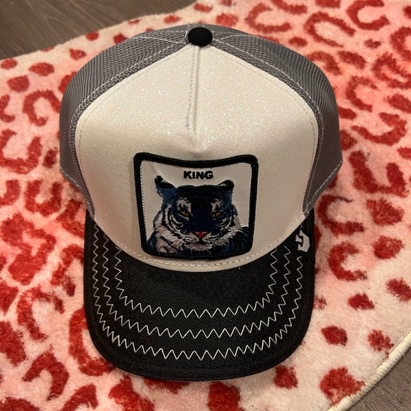 Goorin Bros Other - Goorin Animal Farm Trucker Baseball Snapback Hat Cap Tiger King Sparkle White